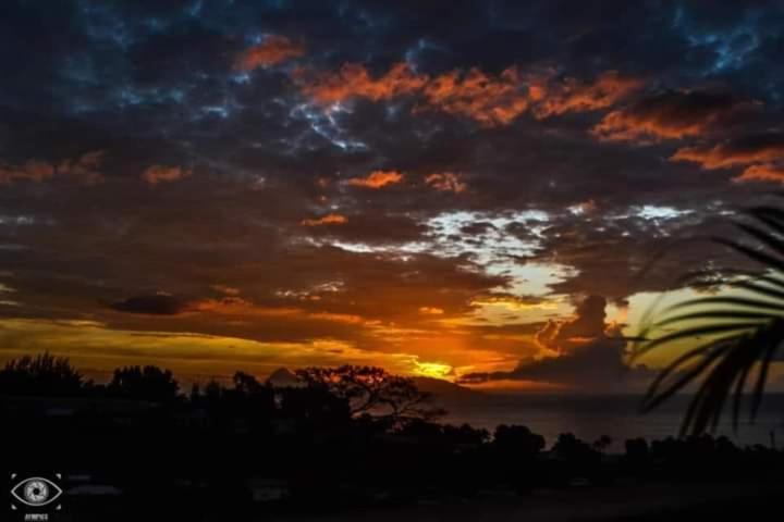 Manava Tahara'A Home Stay Mahina Esterno foto